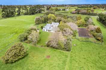 275 Parahaki Road, Waverley