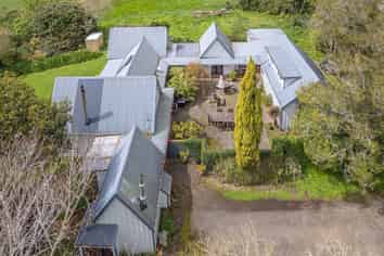 275 Parahaki Road, Waverley