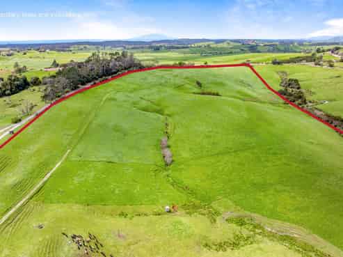 Consented 20-lot lifestyle development