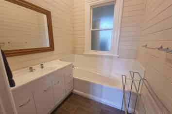 20 Makomako Street, Pongaroa