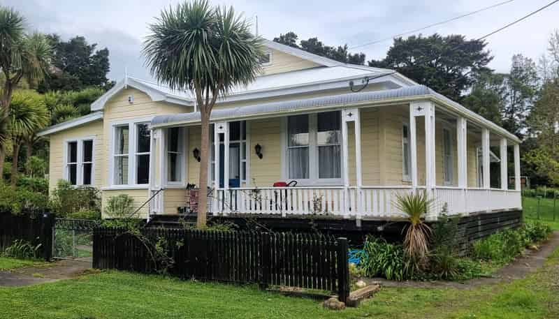 20 Makomako Street, Pongaroa