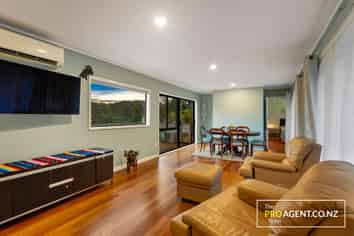 57 Kauri Point Road, Laingholm