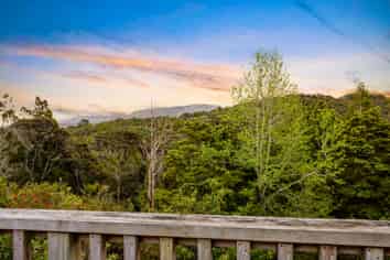 57 Kauri Point Road, Laingholm