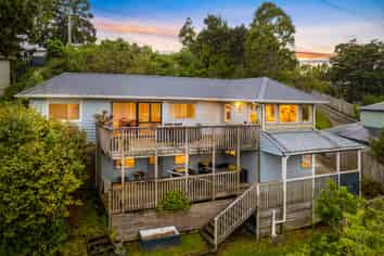 57 Kauri Point Road, Laingholm