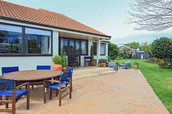 406A Frederick Street West, Mahora