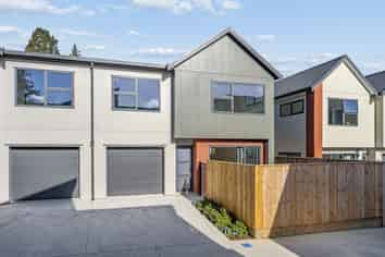 3/60 Akatarawa Road, Brown Owl
