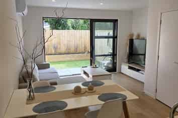 9/43 Yeovil Road, Te Atatu Peninsula