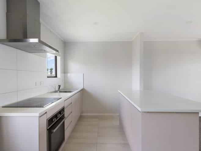 2/41 President Avenue, Papakura