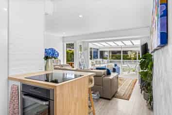 2/274 Hibiscus Coast Highway, Orewa