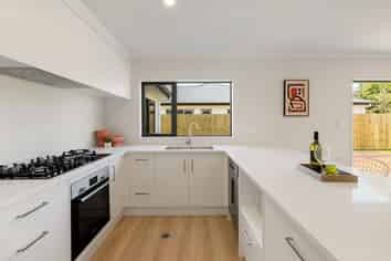 1/1A Heather Place, Melville