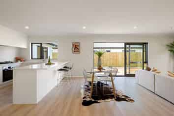 1/1A Heather Place, Melville
