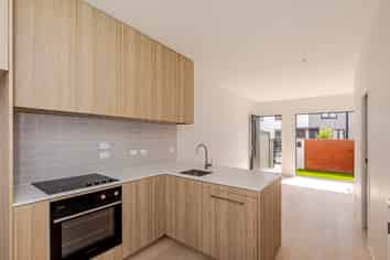 27/124 Taylors Road, Mount Albert