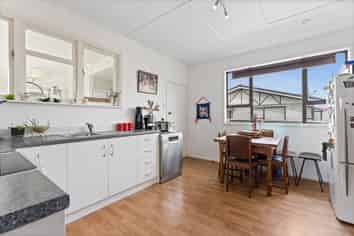 165 Parsons Street, Springvale