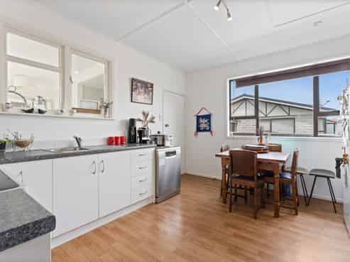 165 Parsons Street, Springvale