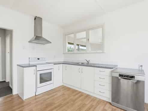 165 Parsons Street, Springvale