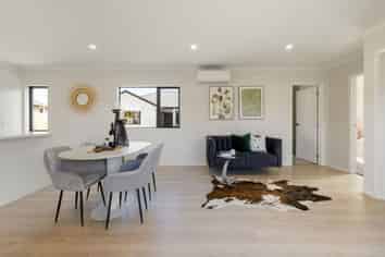 2/1A Heather Place, Melville