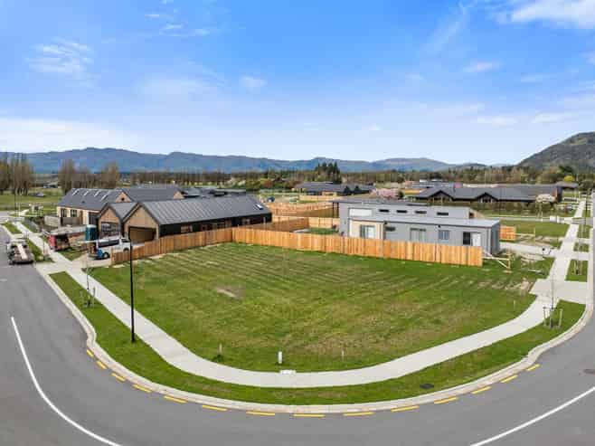 12 Rubus Street, Wanaka