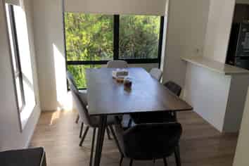 4 Seelie Court, Flat Bush