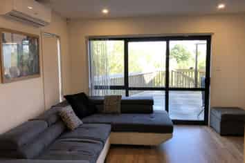 4 Seelie Court, Flat Bush