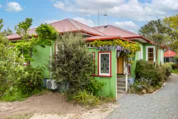 4A Church Street, Amberley