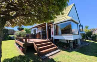 11 Kahurangi Drive, Rangatira Park