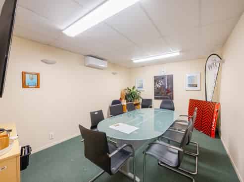 Bright 373sqm office space on Taradale Road