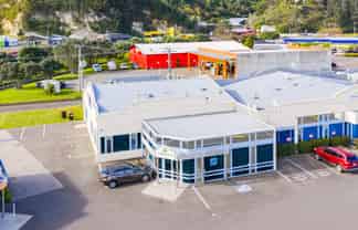 Bright 373sqm office space on Taradale Road