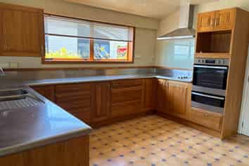 72 Craig Road, Maraetai