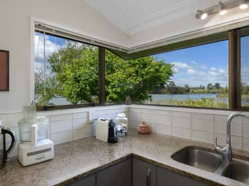 26 Lindoch Avenue, Te Puna