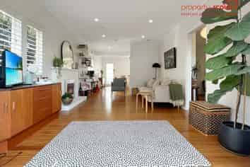 7A Raleigh Road, Northcote