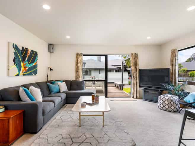 127 Vista Paku, Pauanui