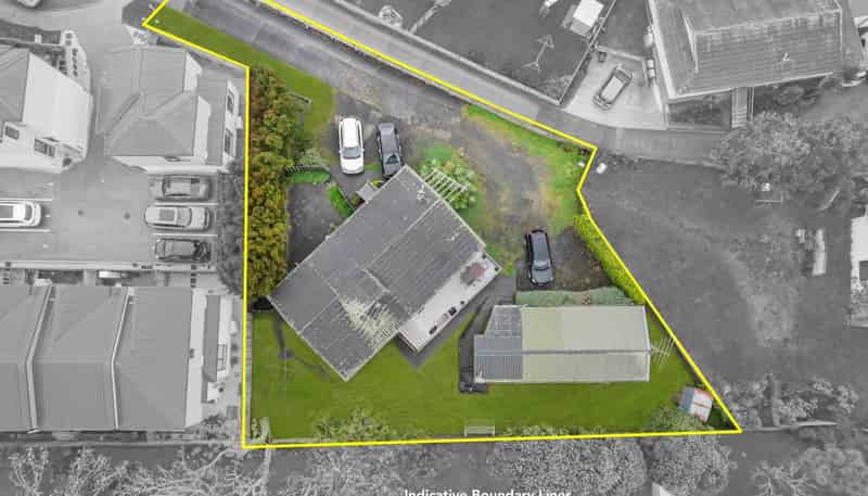 9 & 9A Sherie Place, Howick
