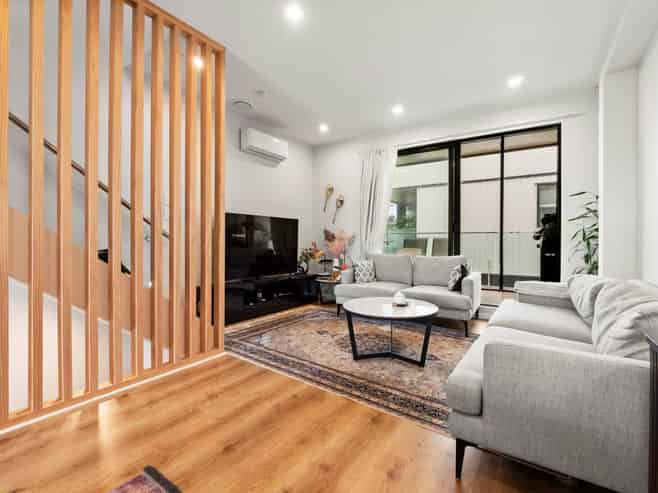 2/14 Williamson Avenue, Belmont