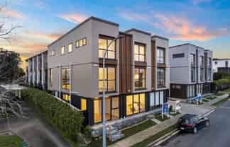 2/14 Williamson Avenue, Belmont