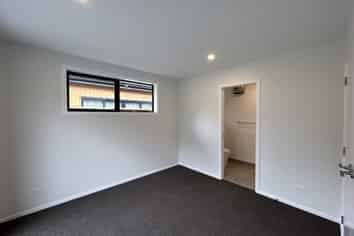 5 Dunnock Street, Jacks Point