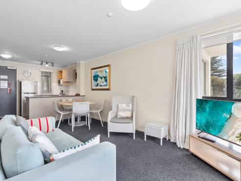 207/23 Maunganui Road (The Atrium), Mount Maunganui