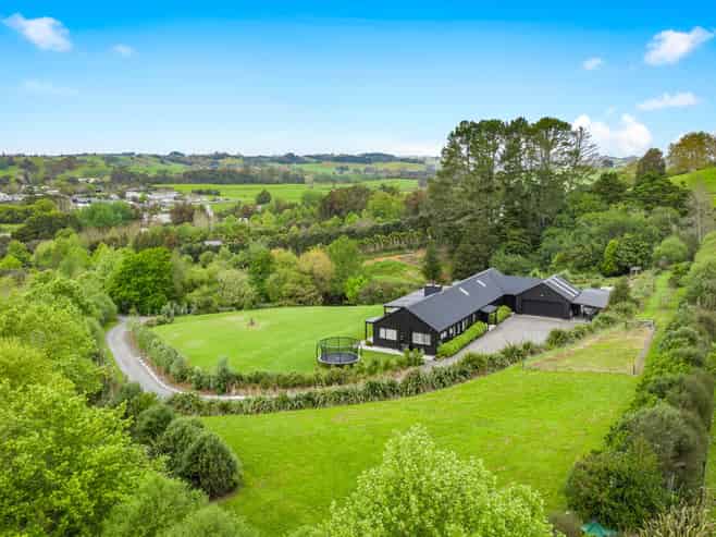 7 Tamahunga Drive, Matakana