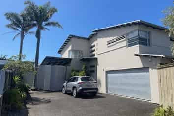 2/16 Tobruk Crescent, Milford