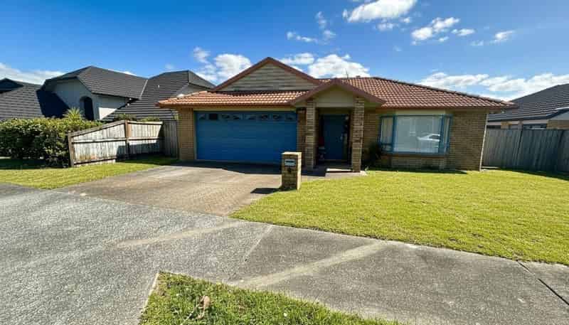 13 Fernloche Place, Flat Bush
