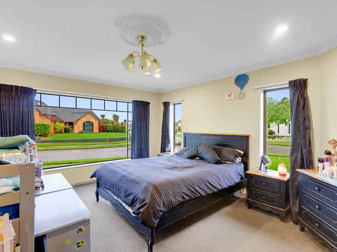 1 Grasmere Court, Huntington