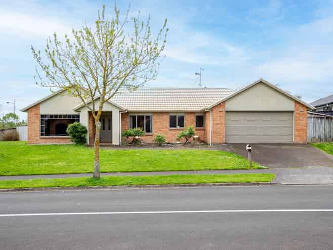 1 Grasmere Court, Huntington