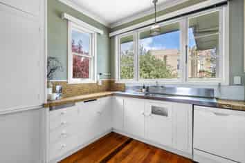 515 Tay Street, Hawthorndale