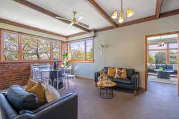 515 Tay Street, Hawthorndale