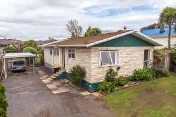 5 Bush Street, Paeroa