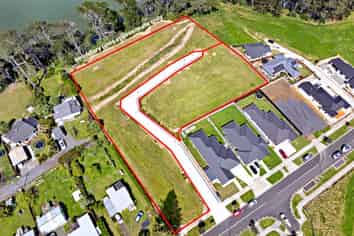 24C McLarin Road, Glenbrook