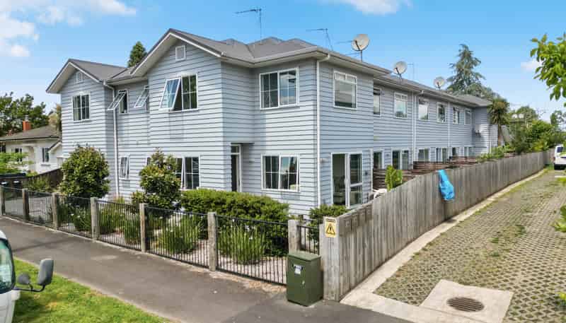 1/60 Wellington Street, Hamilton East