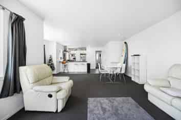 1/60 Wellington Street, Hamilton East