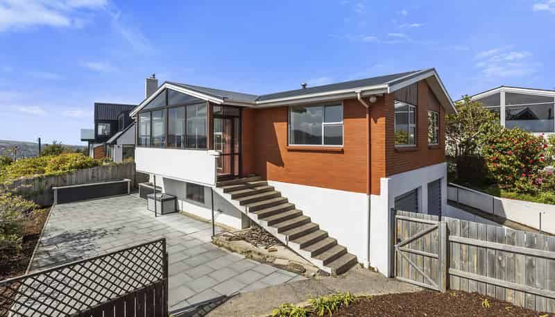 254 Highgate, Roslyn