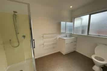 5/690 Pakuranga Road, Pakuranga