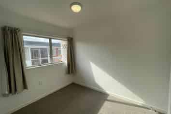 5/690 Pakuranga Road, Pakuranga